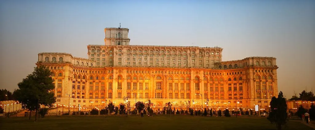 Color Apartments Downtown Bucharest Romania